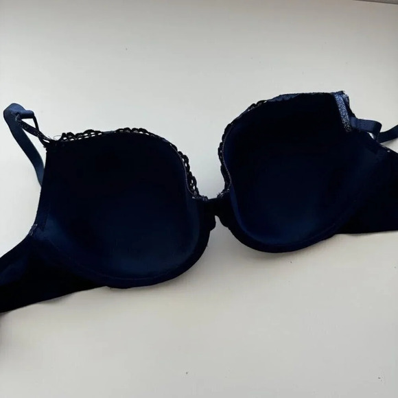 Victoria's Secret Navy Blue Lace Underwire Convertible Straps Demi Bra Size 36D - Picture 12 of 13
